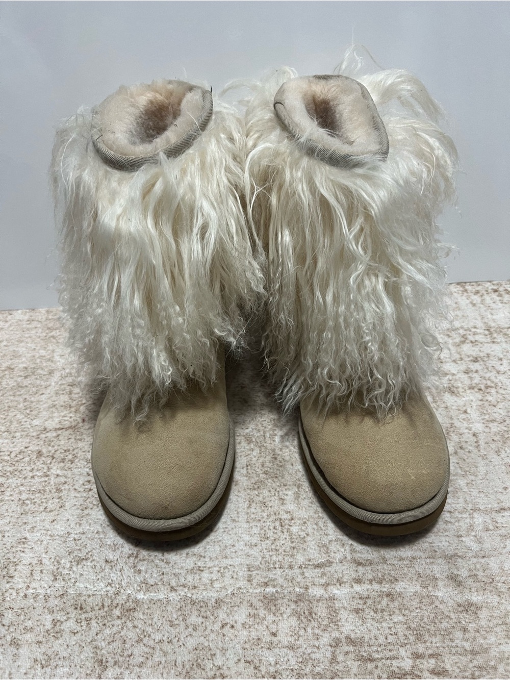 UGG women’s Cream Faux Fur Winter Boots 9